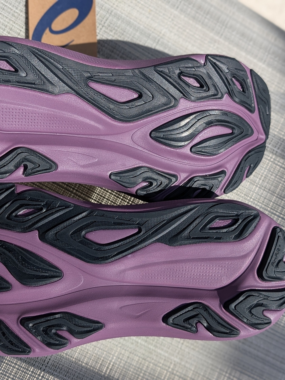 ASICS GT-2000 14 Womens 8.5 White Purple Gold Running Shoes New No Box - Picture 12 of 13
